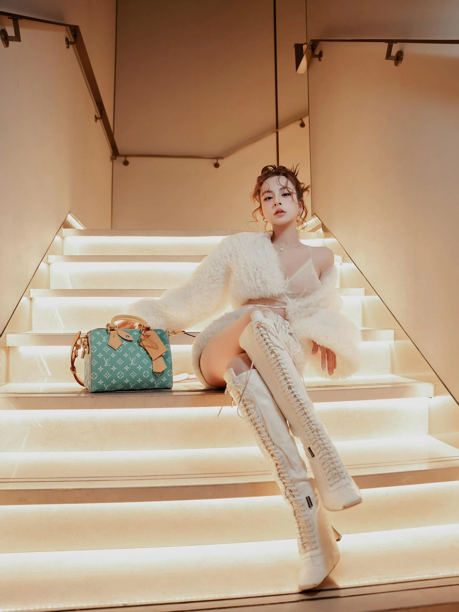 Trang huyền nguyễn 1 Trang huyền nguyễn 1